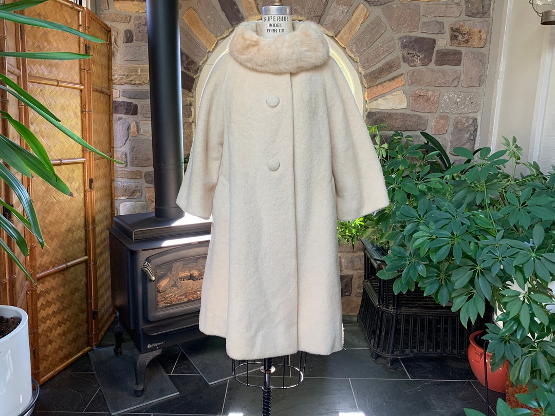 Vintage 1960s Ivory Mohair Wool With Ivory Mink Collar Swing - Etsy