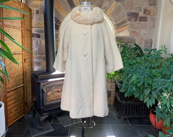 Vintage 1960s Ivory Mohair Wool with Ivory Mink Collar Swing Coat Lilli Ann Paris San Francisco, 50s 60s Ivory Designer Mohair Wool Coat