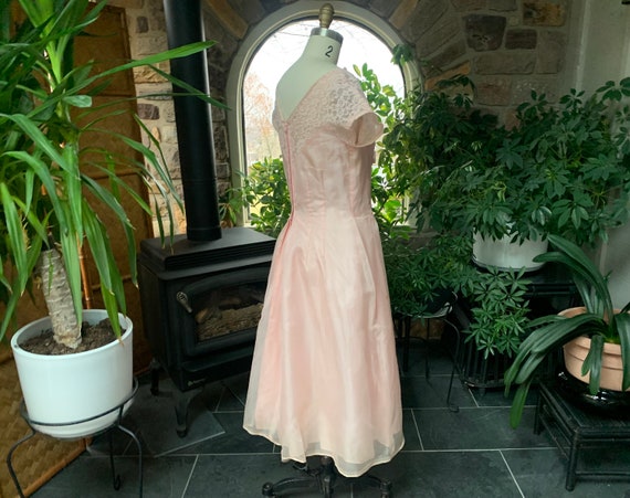 Vintage 1950s Pink Silk Organza and Lace Cocktail… - image 7