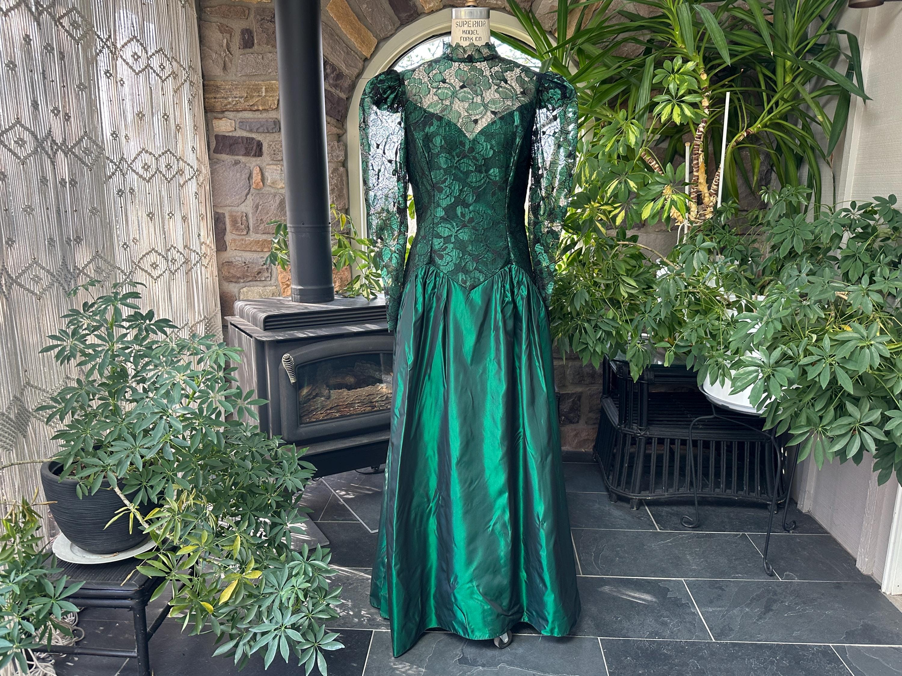 green emerald velvet dress Vintage Thierry Mugler Green Silk Evening Dress w Black Velvet Lace – Modig main image 0