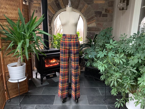 1970s Unisex Vintage Navy Blue Yellow Red Plaid Co