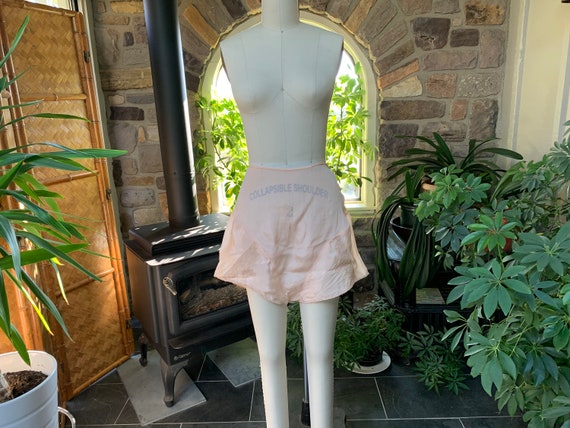 Antique 1930s Peach Silk Floral Lace Trimmed Tap P