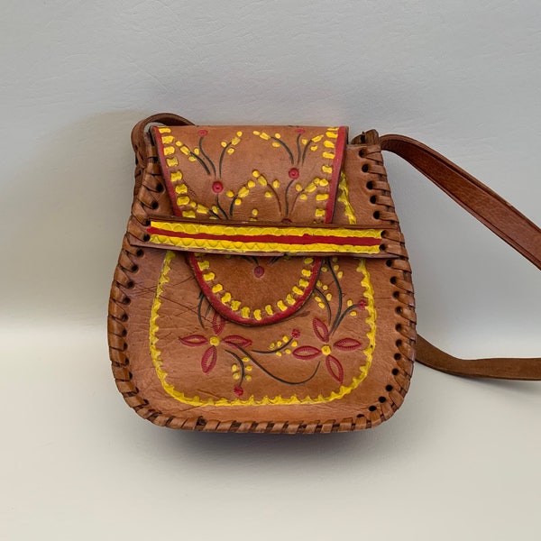 Vintage 1970s Bohemian Tooled Leather Handbag Painted Flowers, Vintage Boho Leather Shoulder Bag, Seventies Hippies Tooled Leather Handbag