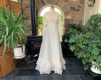 Vintage 1970s Ivory Dotted Swiss and Lace Bohemian Wedding Dress with Long Matching Headpiece with Tulle Veil, Seventies Wedding Gown