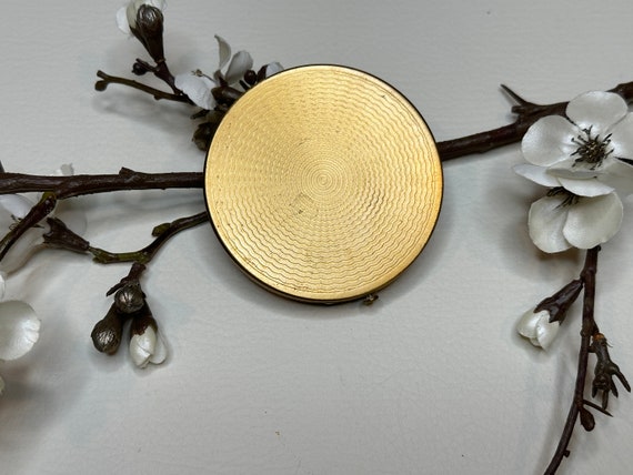 Vintage 1950s Gold Circullar Design Compact with … - image 8
