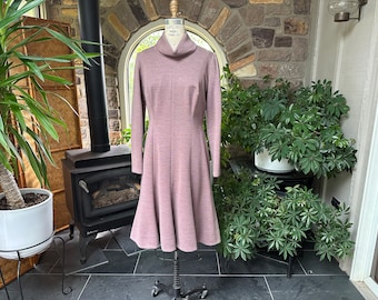 Vintage 1970s Mauve Wool Dress Long Sleeves Arpegio Beverly Hills, Vintage Seventies Fitted Muted Purple Pink  Dress