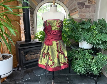 Vintage 1990s Iridescent Olive Green and Maroon Strapless Formal Dress Juno, Vintage 1990s Prom Party Dress