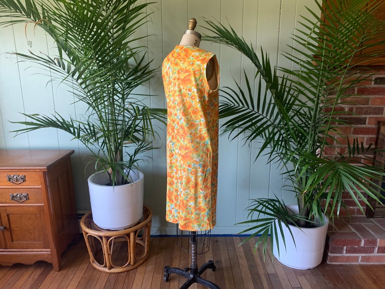 Vintage 1960s Sleeveless Orange Floral Jersey Knit Shift Dress, Vintage Sixties Handmade Clothing image 6
