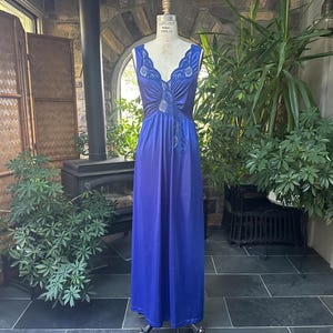 Vintage 1980s Olga Style Nightgown Royal Sapphire Blue Nylon and Lace Nightgown, Blue Full Length Nightgown, Eighties Sapphire Blue Lingerie