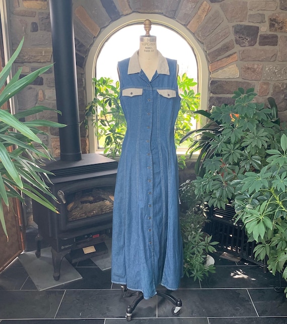 fitted lace wedding dress Amazon.com: SEMATOMALA Women's Off Shoulder Bodycon Maxi Denim Dress  Strapless Tube Top Tight Fitted Jeans Long Dress BE-S Blue : Clothing,  Shoes & Jewelry main image 1