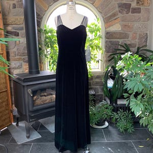 Vintage 1990s Black Velvet Strappy Full Length Evening Dress, Vintage Black Tie Velvet Evening Gown, Vintage Black Party Cocktail Dress
