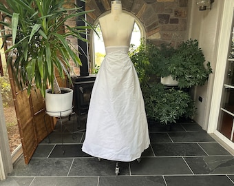 Vintage jaren 1970 witte nylon en tule trouwjurk halve slip Sydney Bush origineel, vintage jaren zeventig trouwjurk slip