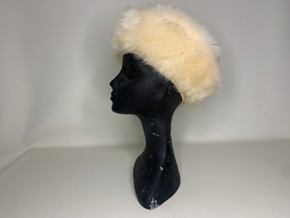 Vintage 1960s Ivory Sheepskin Hat Made in Italy, … - image 3