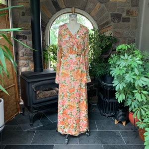 Vintage 1970s Silk Wrap Boudoir Robe Ruffle Sheer Loungewear