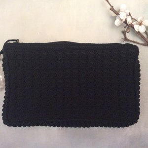 Bolso de mano vintage de cordón negro de los años 40 con asa retorcida de metacrilato tallado, monedero vintage de cordón, cartera vintage, metacrilato vintage, bolso vintage