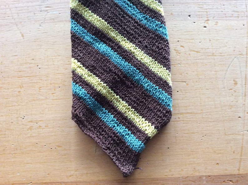 Vintage 1970s Knit Tie Mens Brown Yellow Blue Diagonal Striped Knit Necktie Vintage Menswear Vintage Knit Tie Vintage Men/'s Accessories