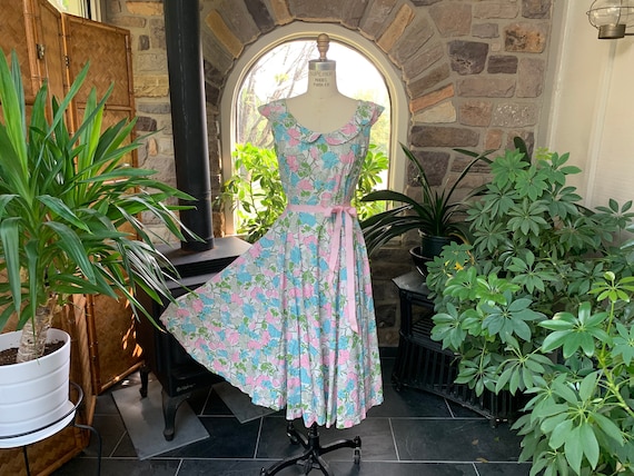 Vintage 1950s Pastel Pink Blue and White Cotton Su