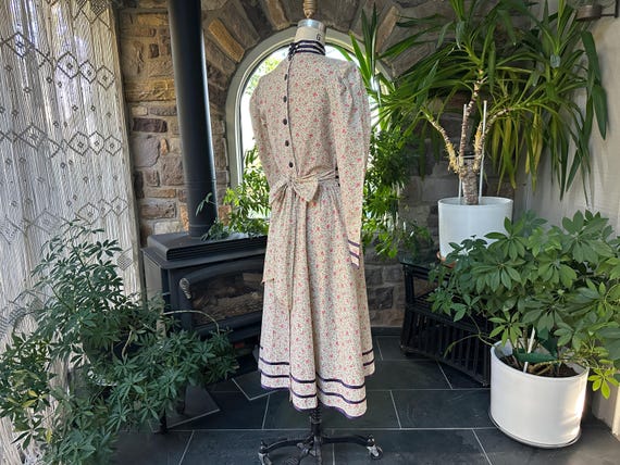 Vintage 1970s Gunne Sax by Jessica Pink and Blue Flor… - Gem