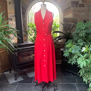 Vintage 1980s Red Sleeveless Fitted Button Front Mid Calf Dress J Taylor NY, Eighties Nineties Red Rayon and Linen Dress
