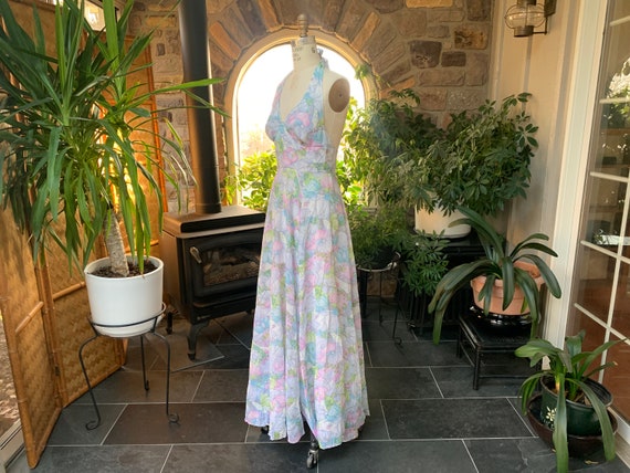 Vintage 1970s Pastel Floral Halter Maxi Dress Arj… - image 3