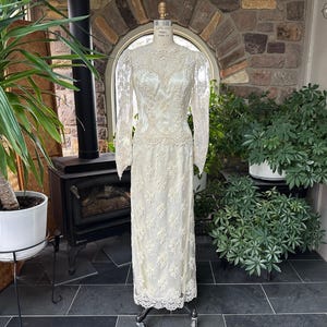 Vintage 1990s Ivory Satin and Alencon Lace Wedding Dress with Deep V Open Back, Vintage Wedding Gown, Vintage Wedding Gown