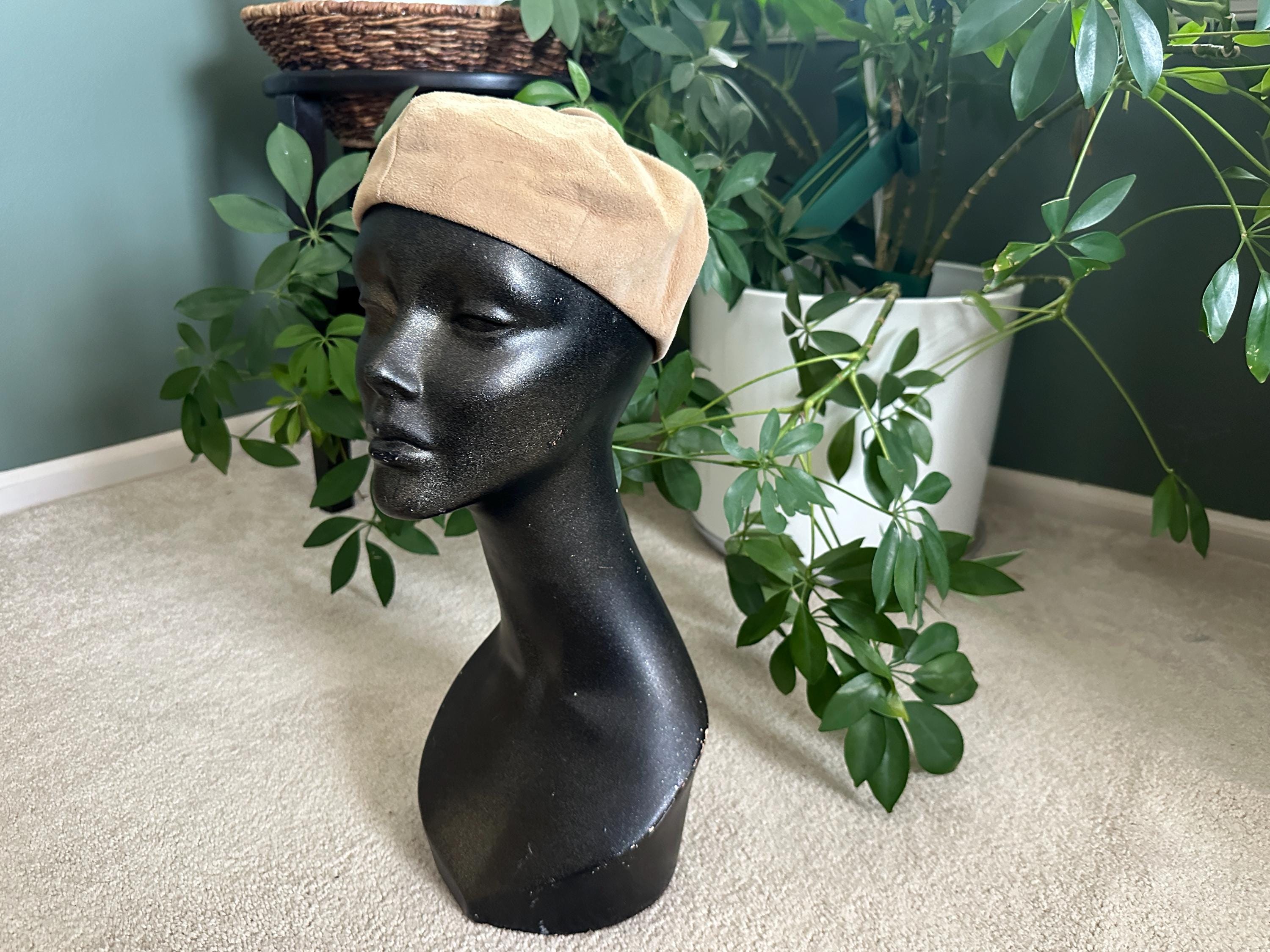 Mr John Beret - Etsy display picture 3