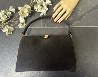 Sac de soirée vintage noir satiné perlé pochette longue sangle