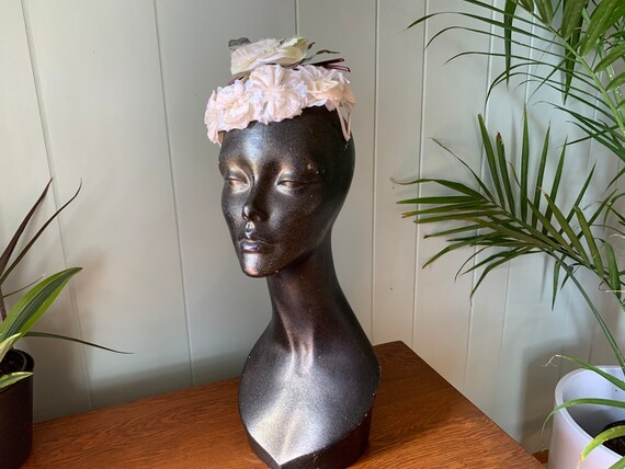 Vintage 1960s Ivory Velvet Silk Flower Hat, Vinta… - image 2