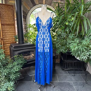 Vintage 1980s Sapphire Blue Nylon and Lace Nightgown Val Mode, Blue Full Length Nightgown, Eighties Royal Blue Lingerie