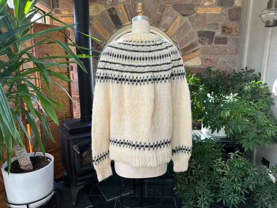 Vintage  Ivory Gray and Black Wool Sweater Icelan… - image 6