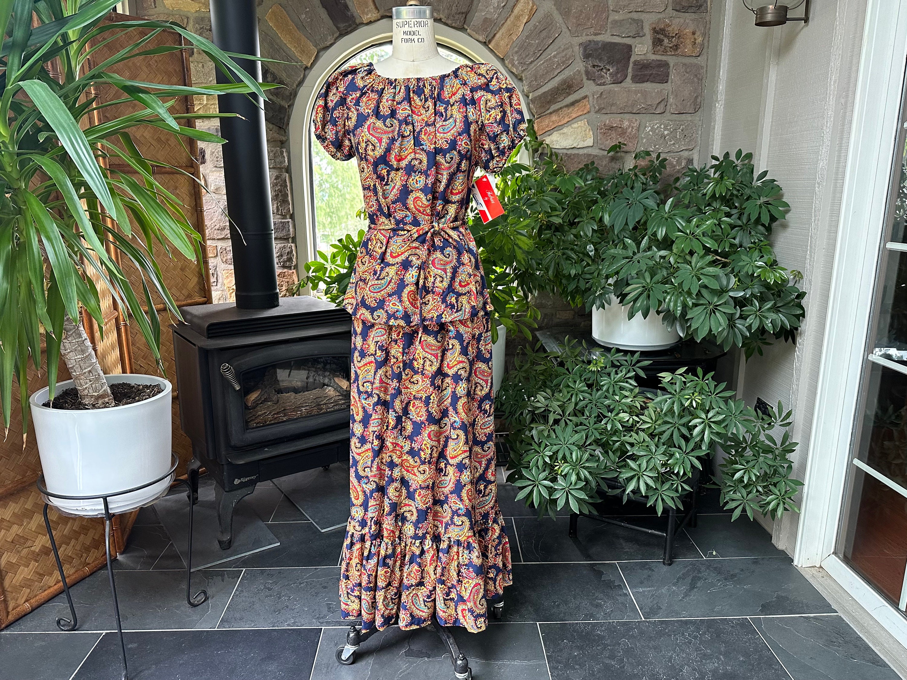 10+ Paisley Dress Maxi