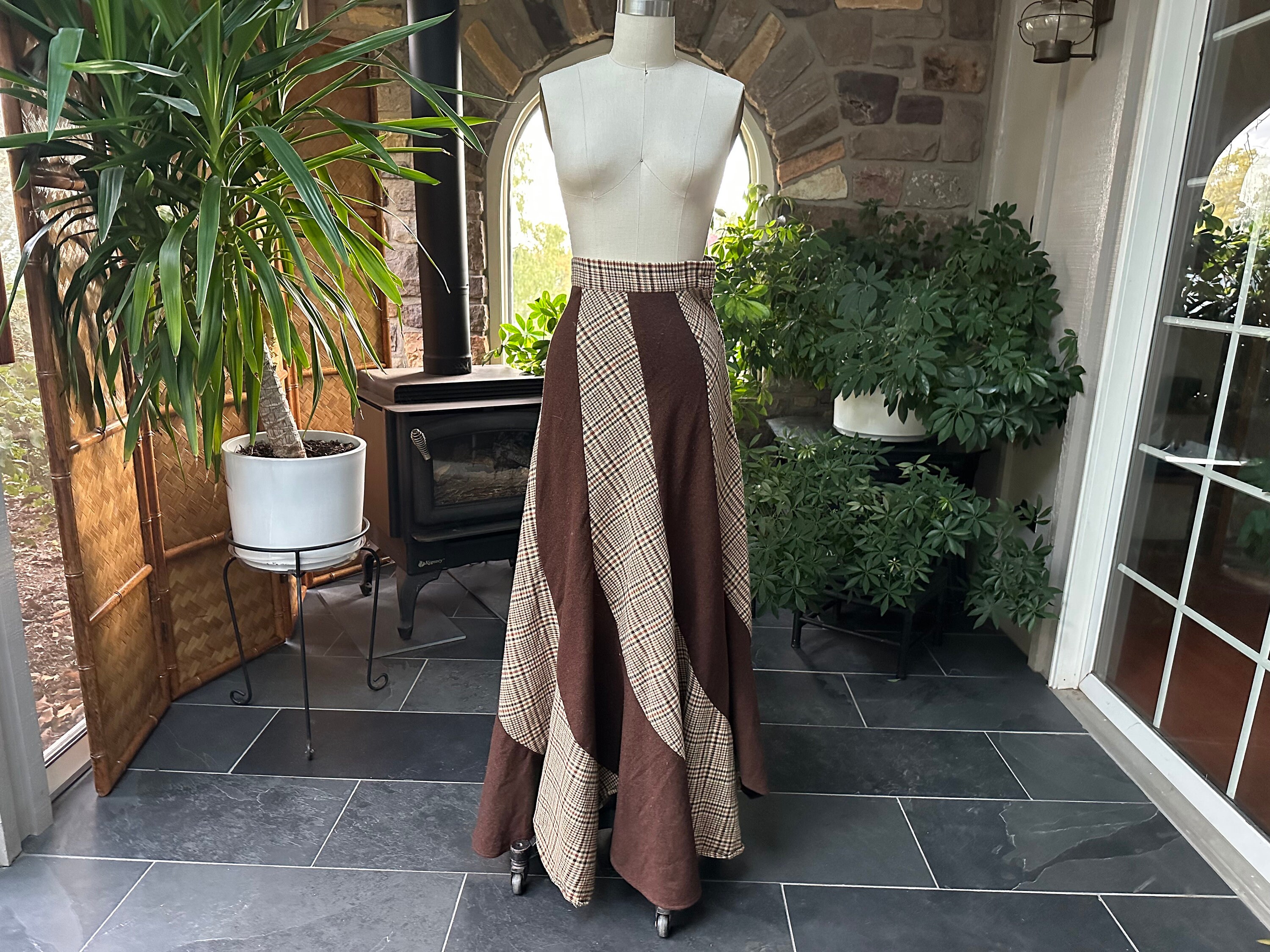 70s swirl skirt hotsell