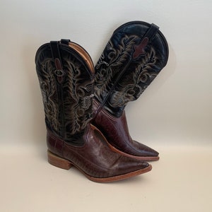 Vintage Gender Neutral Western Cowboy Boots Rayo de Plata Brown Handcrafted Stitched Leather Imitation Ostrich Stacked Heel Size Mens 8 US