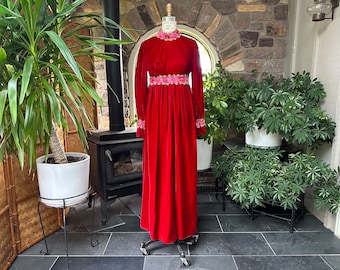 Vintage 1960s Red Cotton Velvet Long Sleeve Floral Trim Maxi Dress, Vintage Bohemian Red Velvet Bridesmaid Empire Waist Dress