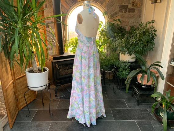 Vintage 1970s Pastel Floral Halter Maxi Dress Arj… - image 5