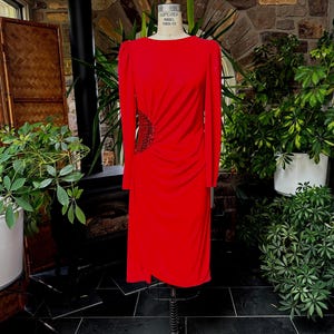 Vestido de punto rojo con lentejuelas estilo vintage de los años 80: Fiesta navideña de JC Penney