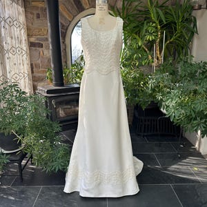 sachin and babi light blue dress OLEG CASSINI WEDDING DRESS, IVORY CHAMPAGNE RUM, K2000, EMBROIDERY BEADS,  SIZE 8