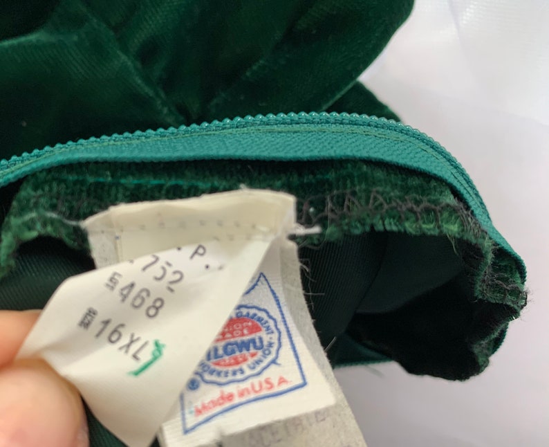 Vintage 1980s Dark Green Velvet White Tulle Formal Dress Open Back Rhinestone Clasp Vintage Eighties Union Label Forest Green Velvet Gown