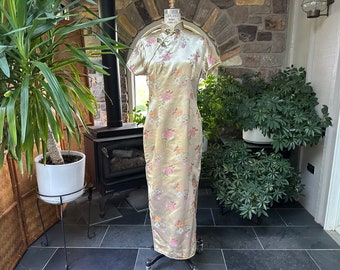 Vintage Golden Beige Floral Cheongsam Satin Rayon Oriental Maxi Dress, Vintage Asian Dress, Vintage Chrysanthemum Dress