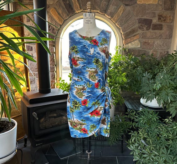 Vintage Blue and White Floral Hawaiian Sarong Shift Dress Shannon Marie Made in Hawaii