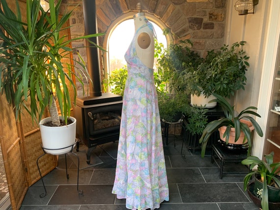 Vintage 1970s Pastel Floral Halter Maxi Dress Arj… - image 4