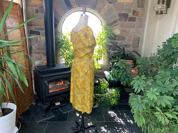 Vintage 1950s Silky Golden Yellow Floral Dress, V… - image 7