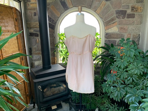 Antique 1920s Peach Silk and Ivory Lace Chemise S… - image 7
