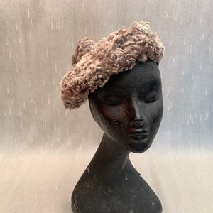 60s Pom Pom Fur Hat - Etsy display picture 3