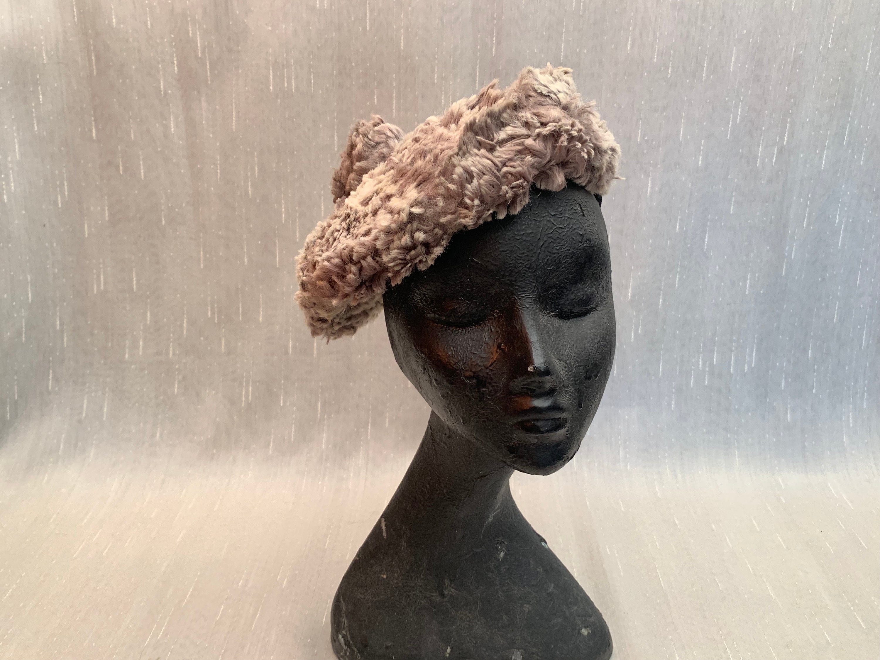 Vintage 60’s Mink Pom Pom Hat EUC 50s/60s Vintage Genuine Mink Pillbox Hat – Better Dresses  main image 2