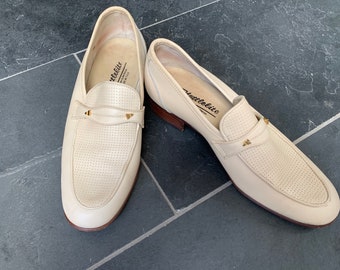 Vintage 1970s Men's Beige Leather Slip-on Shoes Nettleton Nettlelites