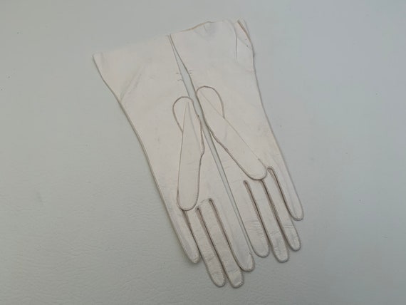 Vintage 1950s Ivory Unlined Leather Gloves Decora… - image 5