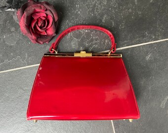 Vintage 1960s Red Patent Leather Top Handle Handbag with Gold and Tortoise Shell Hardware , Vintage Sixties Bright Red Shiny Purse
