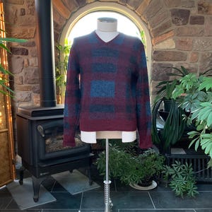 Vintage 1960s Men&#39;s Maroon and Blue V-Neck Wool and Mohair Pullover Sweater Darwin, Unisex Wool Mohair Sweater, Vintage Color Block Sweater