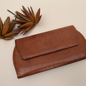Vintage 1980s Caramel Brown Snakeskin Clutch Bag Made by Robert Bestien, Vintage Reptile Skin Clutch, Vintage Oversized Clutch